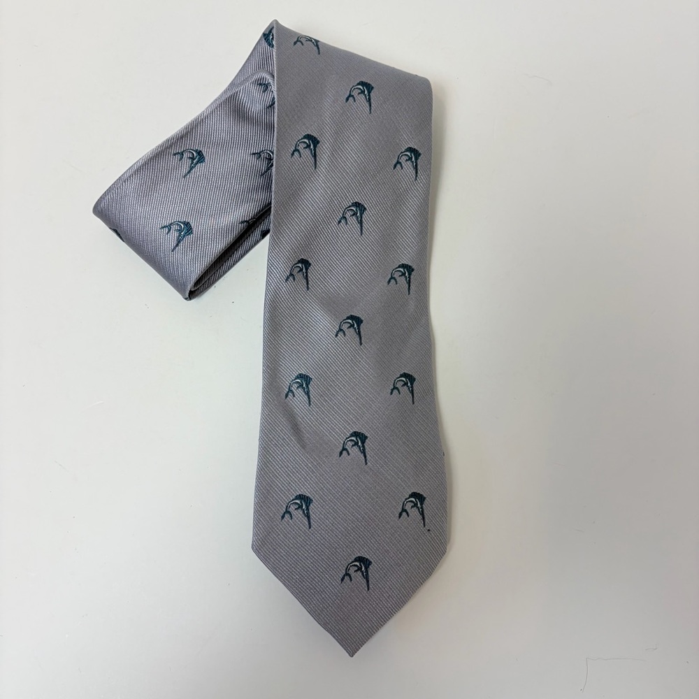 J. Crew The Silk Tie‎ Gray Swordfish 100% Silk Tie